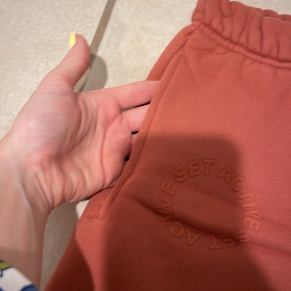 matching set active set - Picture 6 of 7